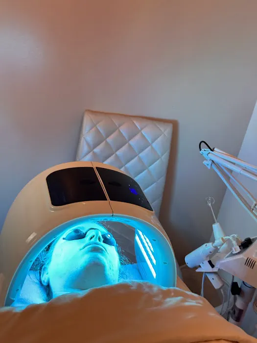 Pure Essence Esthetics Picture 2