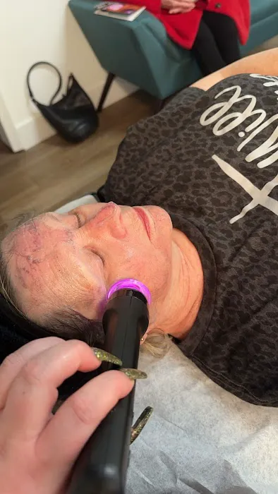 Aligned Aesthetics Picture 1