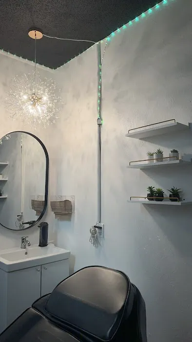 Aligned Aesthetics Picture 5