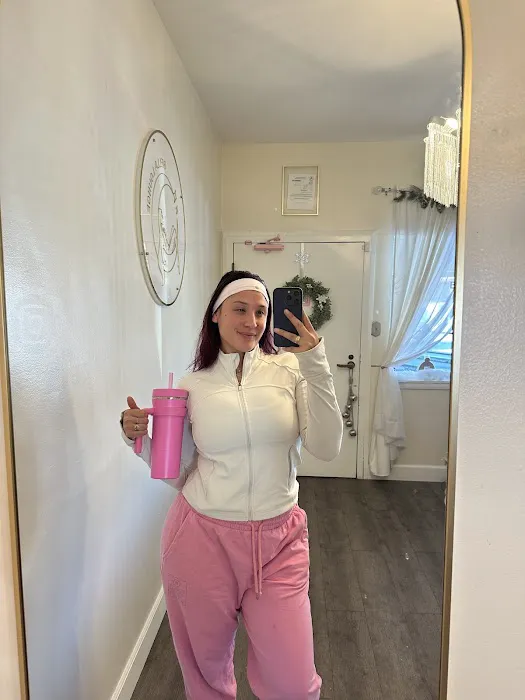 Bella Lounge Picture 7