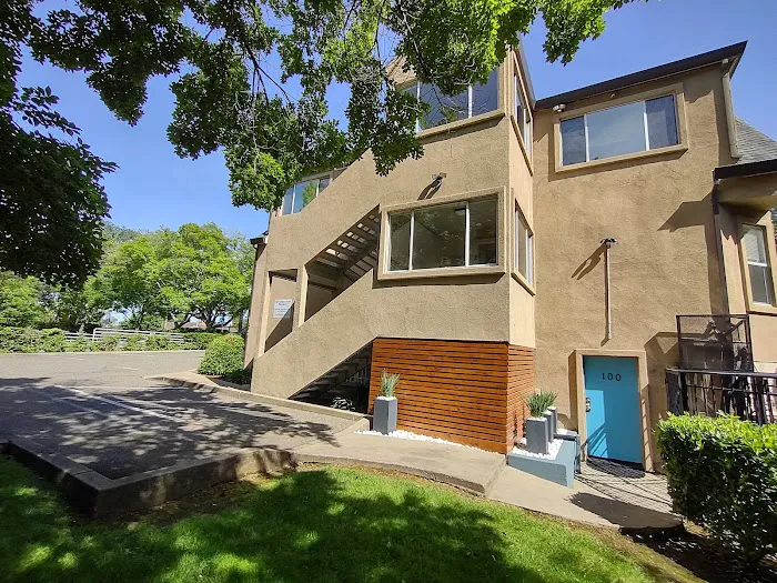 Fair Oaks Acne Care | Eva Cain Esthetics Picture 10