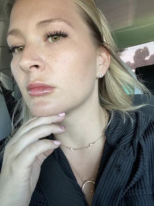 Dermaesthetics Picture 2