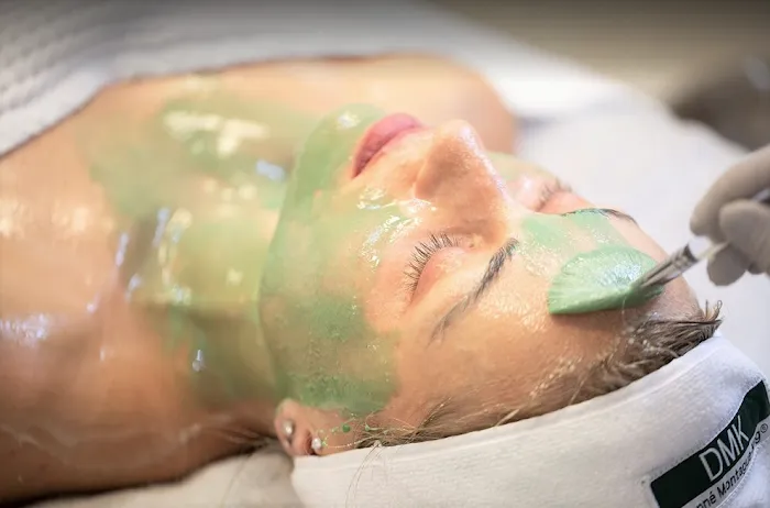 Skin Code Clinic Picture 10