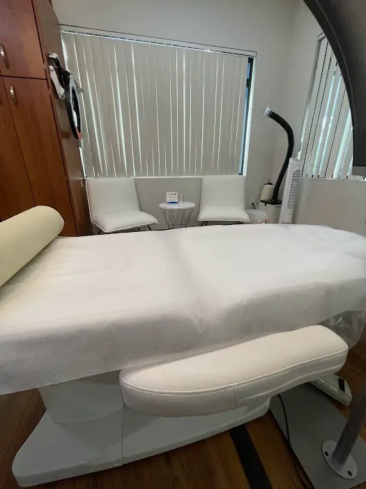 MayAllure Inc. Picture 9