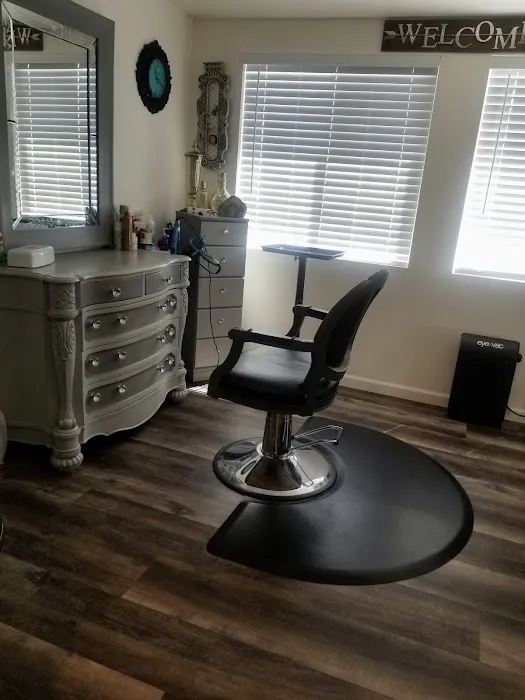 Skin by Angie Picture 4