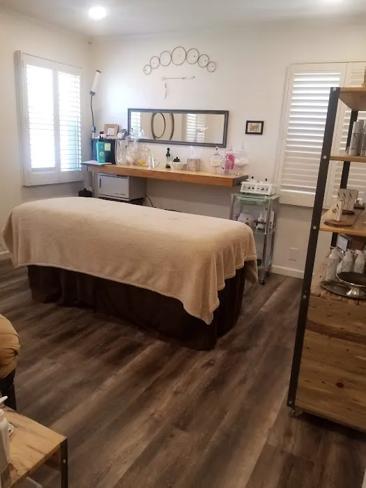 Skin by Angie Picture 5