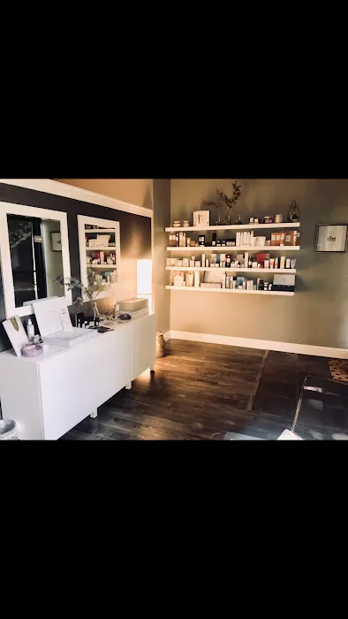 Ryan Elizabeth Skincare Picture 7