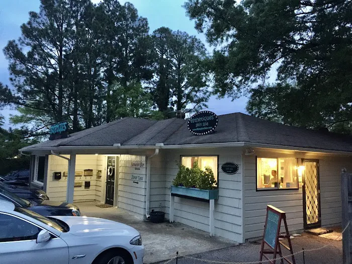Esthetiques Spa & Boutique Picture 2