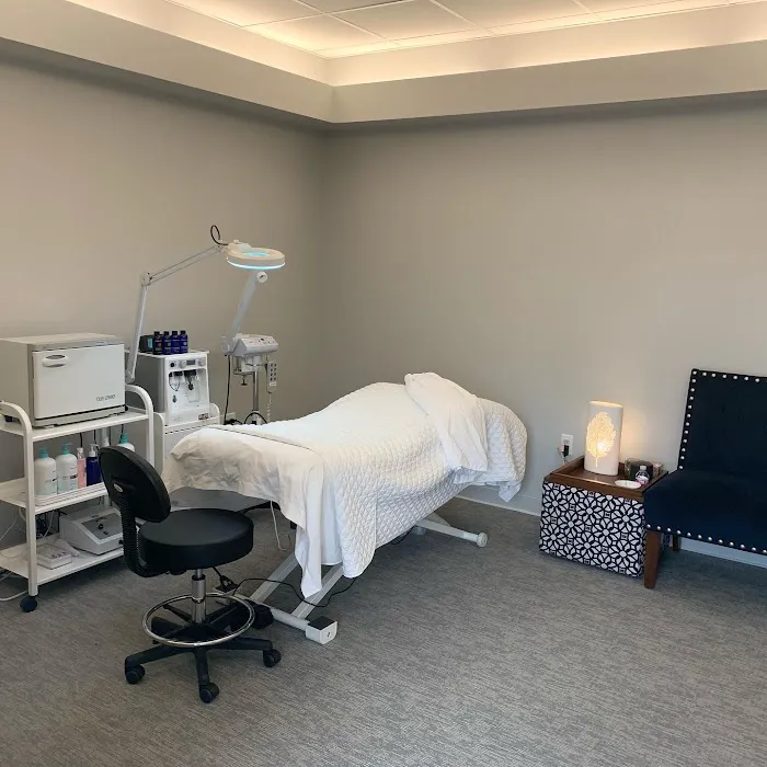 Marble Skincare Picture 8