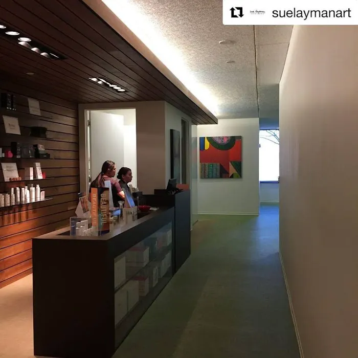 McDonald Murrmann Skin and Laser Picture 4