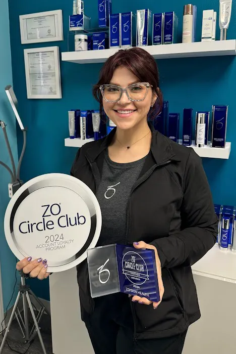 GIRLMAKESFACE LLC Picture 4