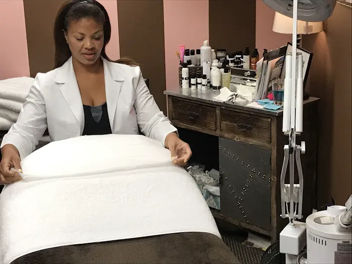 Memphis Brow Girl Picture 4