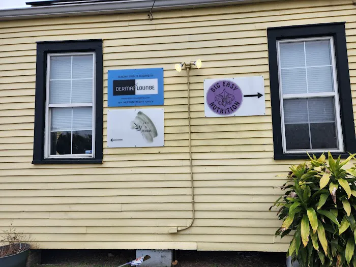 DERMA LOUNGE, LLC Picture 4