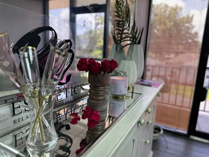 R3 Esthetics Picture 10