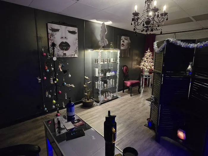 Amie Hawks Aesthetics Picture 3