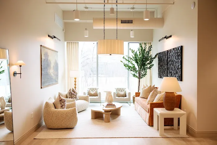 Skin Pharm Picture 6