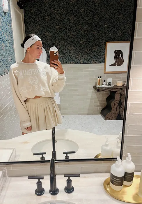 Skin Pharm Picture 9