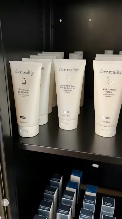 Level Up Skincare and Acne Center Picture 7