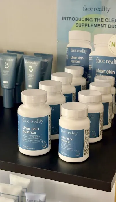 Level Up Skincare and Acne Center Picture 2