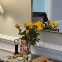 Level Up Skincare and Acne Center ico