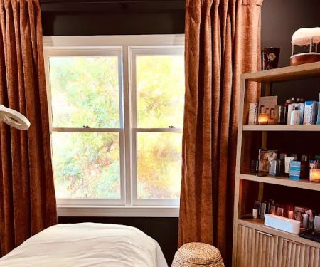 Oak and Aura Skin Atelier