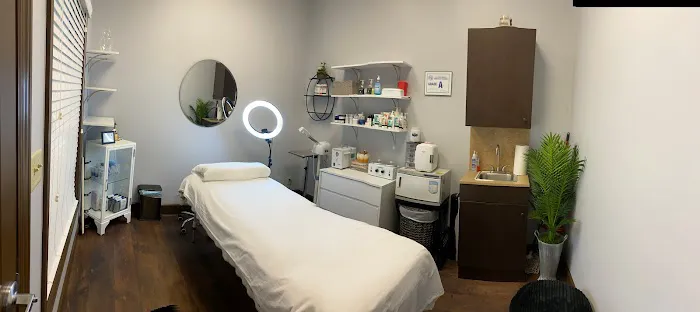 Lueur Studio Skin and Beauty Picture 2