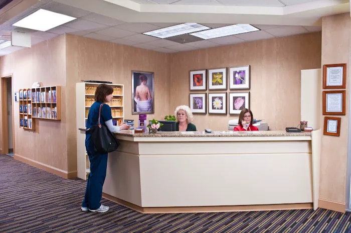 Skin & Cosmetic Solutions Picture 4