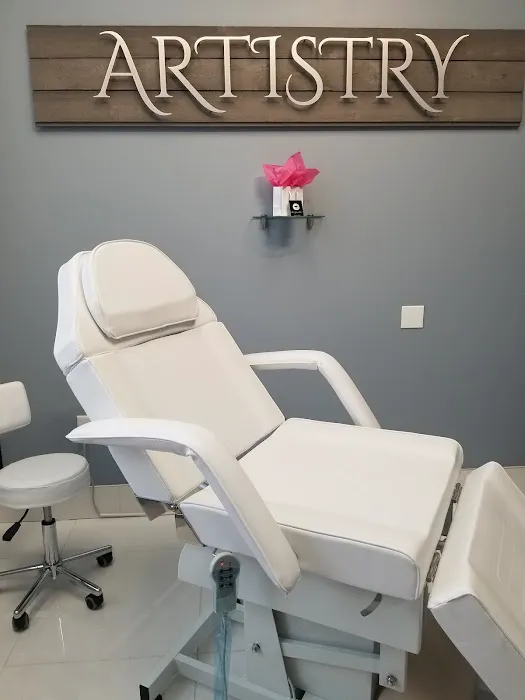 ARTISTRY BROWS AND AESTHETICS Picture 4