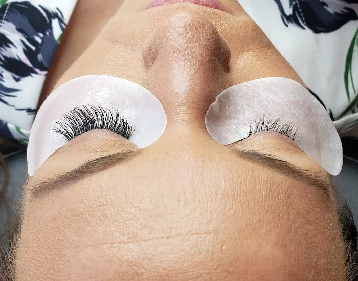 Natural Esthetics Skincare & Lash Boutique Picture 8