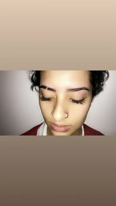 MacKenzie’s Lashes & Esthetics Picture 4