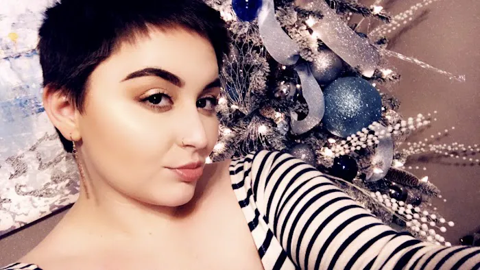 MacKenzie’s Lashes & Esthetics Picture 6