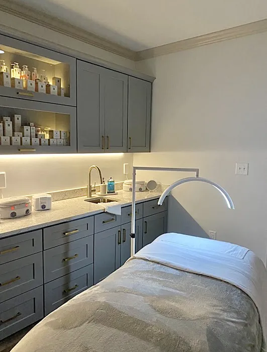 dapper skin studio Picture 6