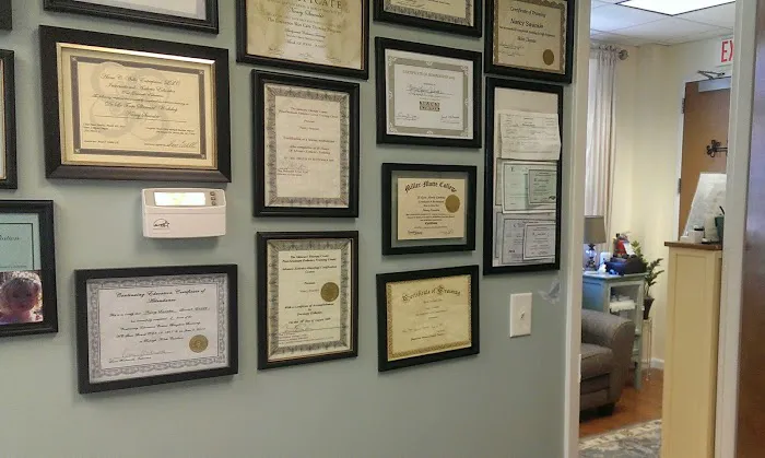 Skinplicity Therapeutic Skincare Picture 2