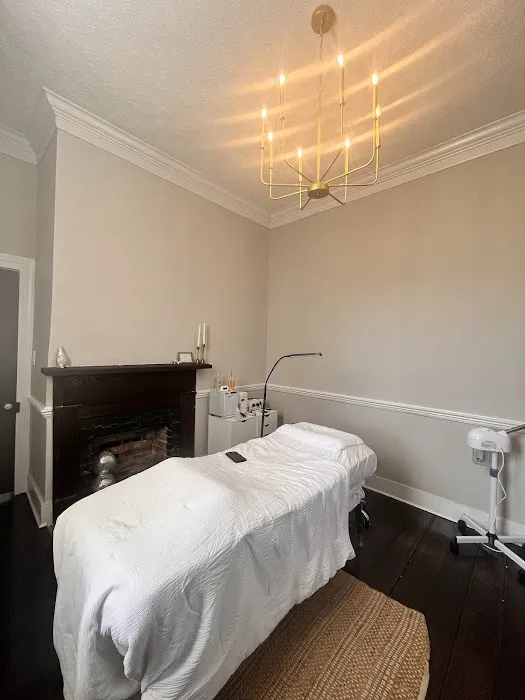 Authentic Beauty LLC Picture 1