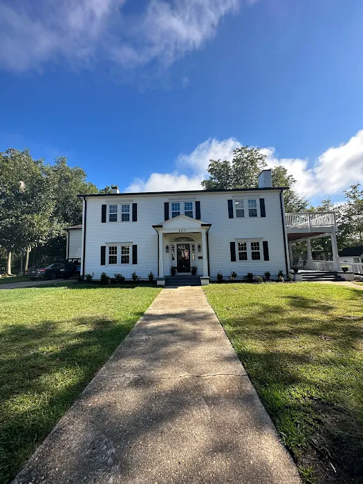 The Holistica Hive Picture 7