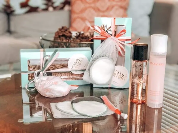 Amazing Flawless Beauties by Donna Lynn Picture 9