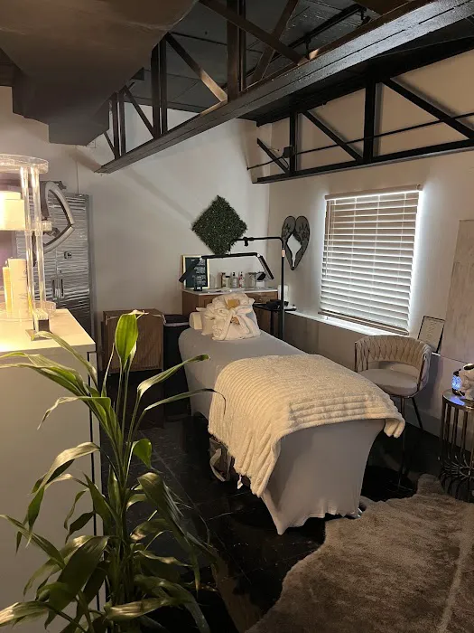 JV Aesthetic Lab Picture 1