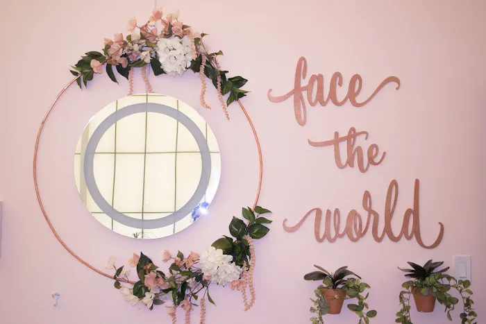 Cle Facial Bar Picture 9