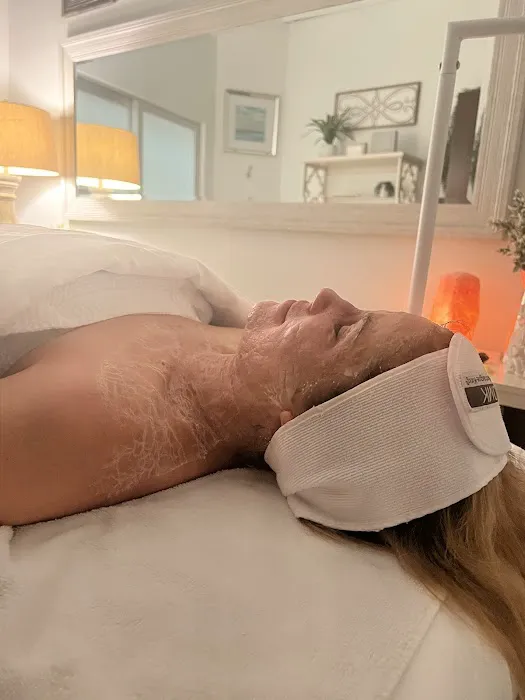 Ashley Lauren Skincare Picture 2