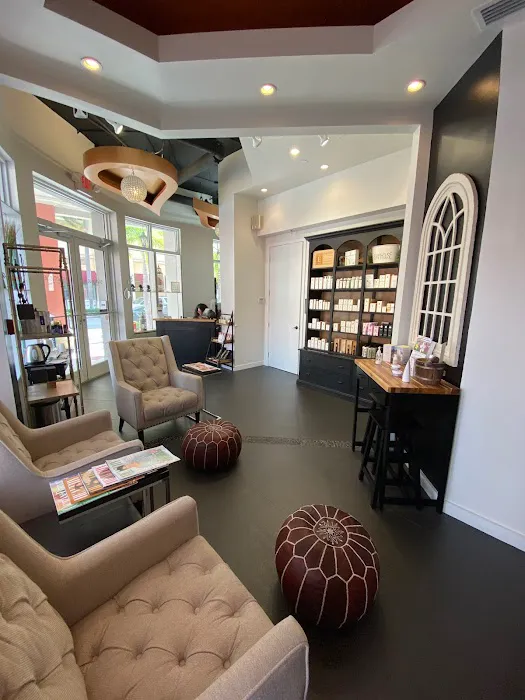 Skintique Miami Picture 3