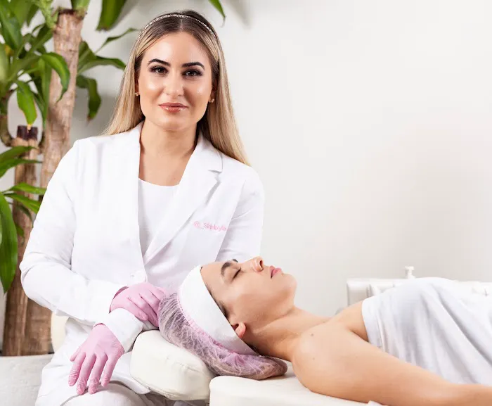 Skin By Lau Picture 2