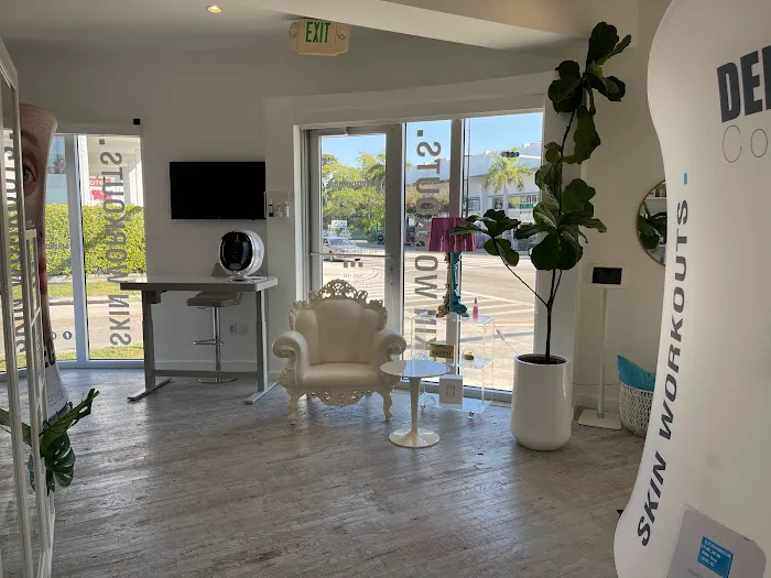 DERMOTECHNOLOGY Connect Your Skin Picture 10