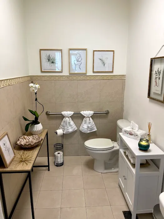 The Glow Beautique Picture 10