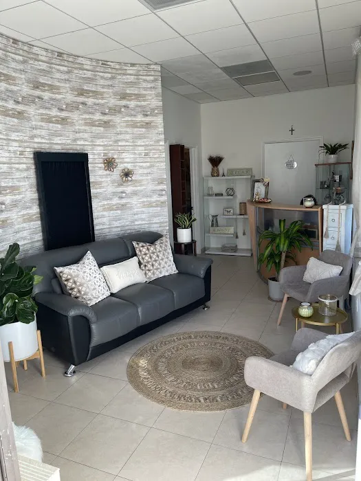 The Glow Beautique Picture 5