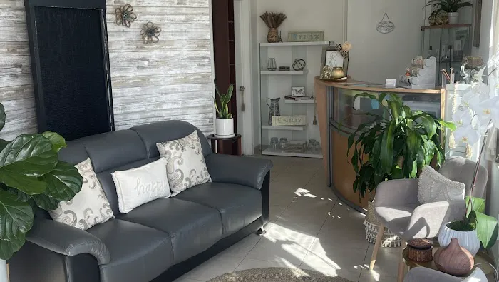 The Glow Beautique Picture 4