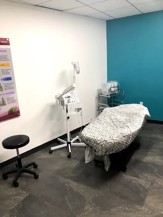 Carolyn Marie Aesthetics Picture 2