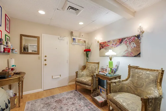 Hormonal Skin Studio Picture 1