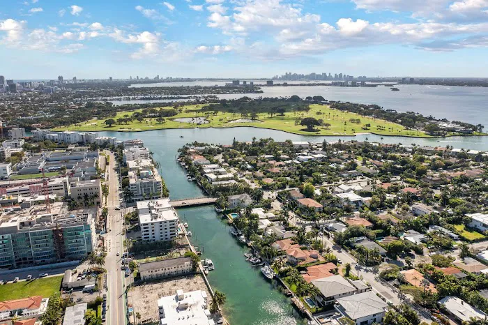 Hormonal Skin Studio Picture 2