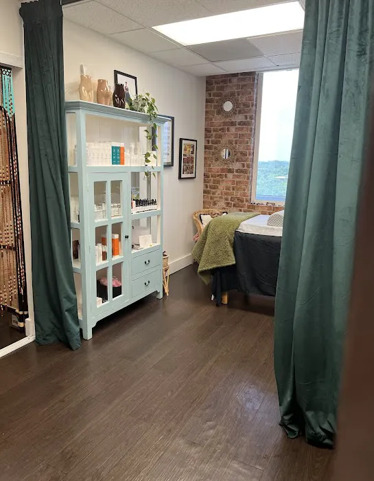 Skincare818 by Jenny Picture 4