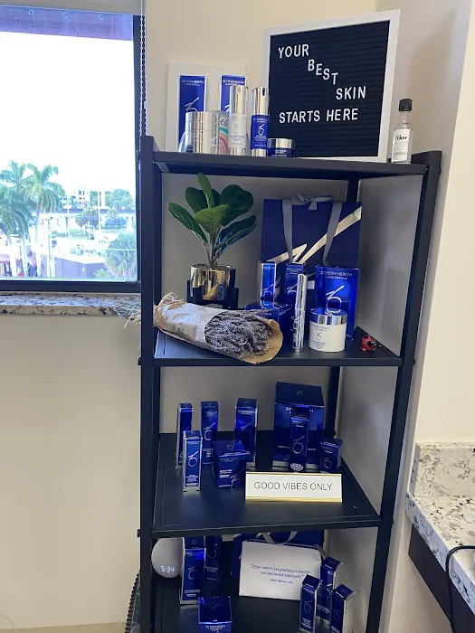 Naked Aesthetics Picture 1